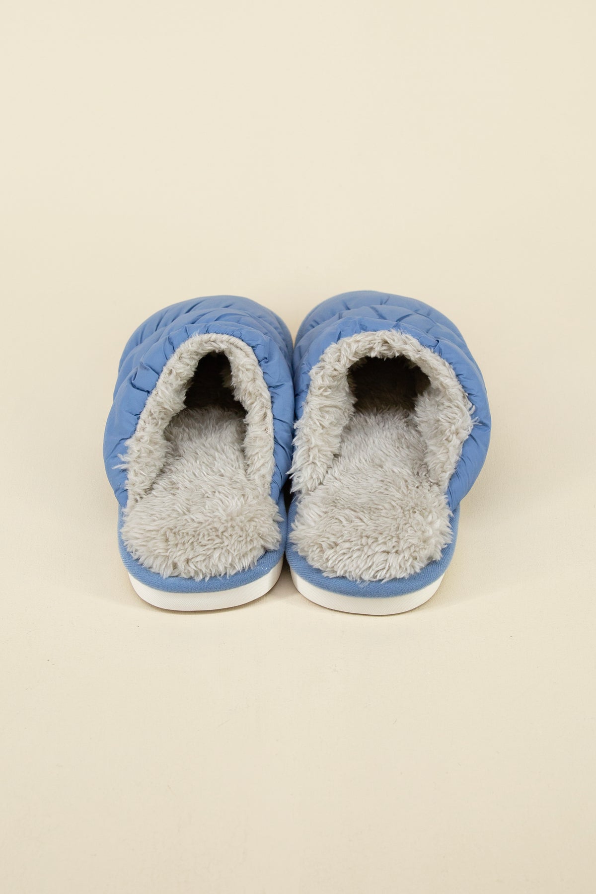 cozy slippers, blue
