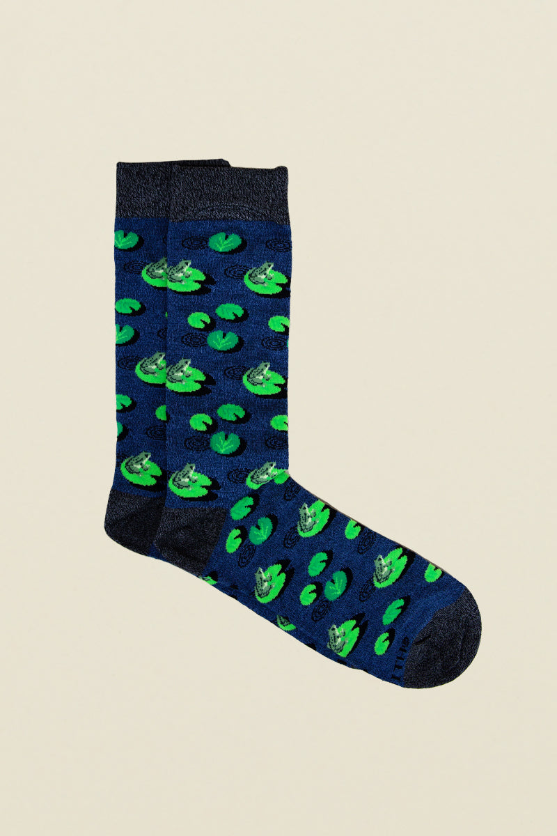 mens leaping lily pads socks
