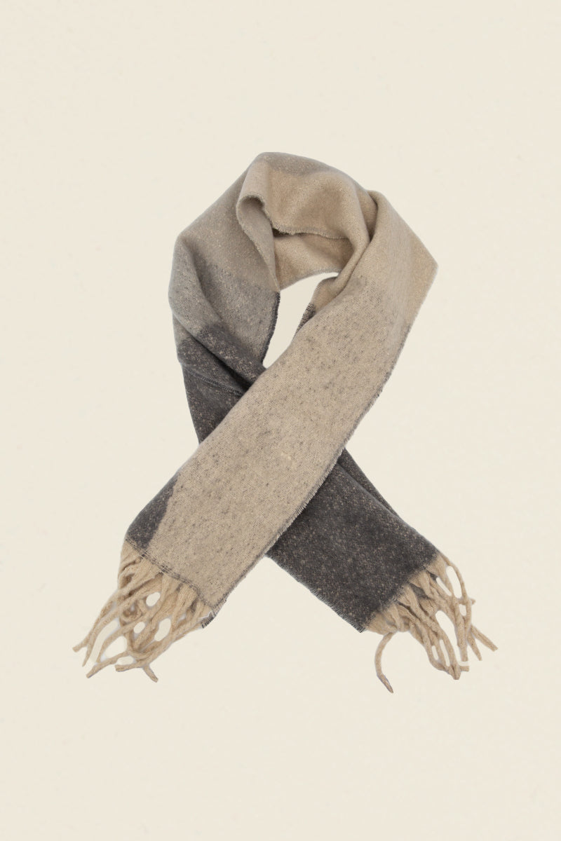 Meander Scarf