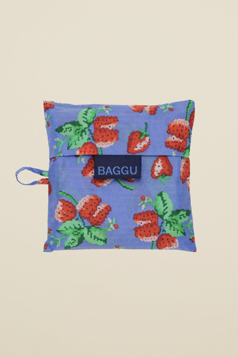 standard baggu, wild strawberries