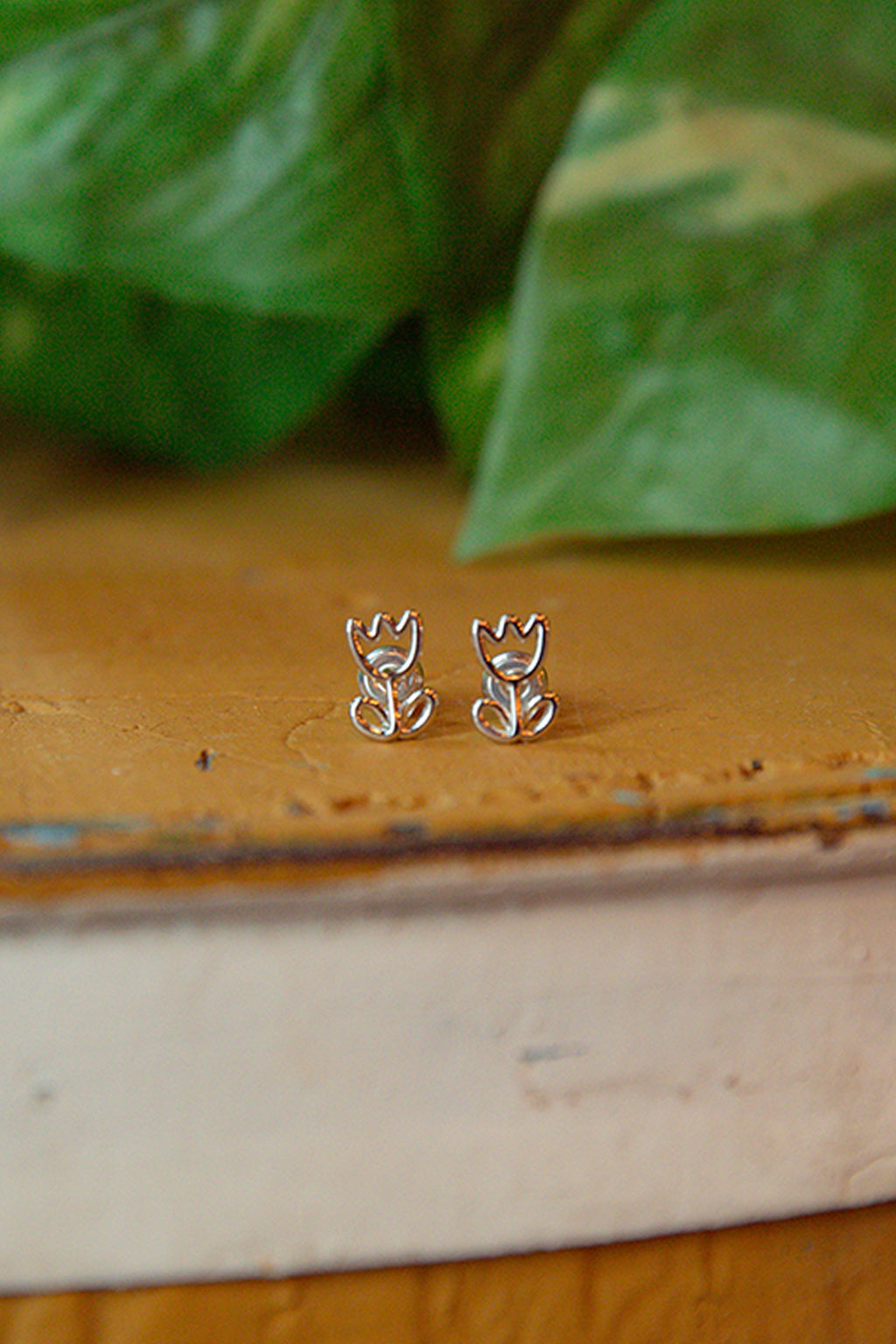Tulip Earrings