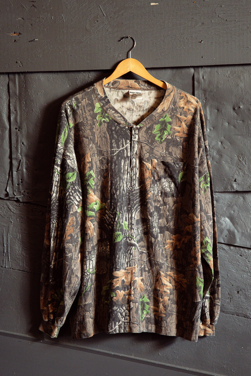 Vintage Camo Longsleeve Henley