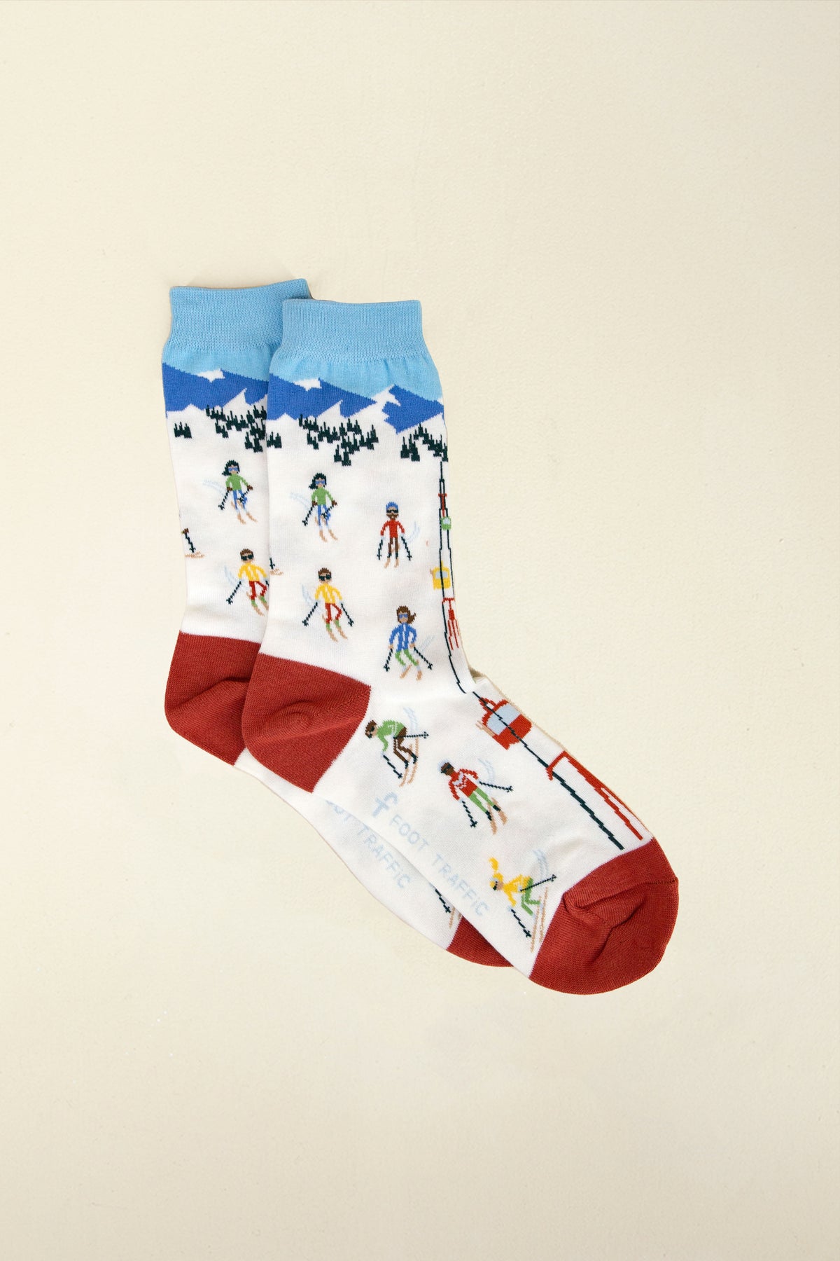 womens skiing socks